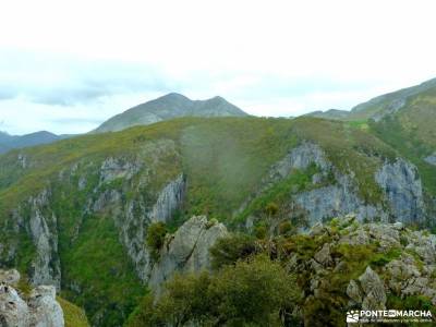 Ruta Cares-Picos de Europa; las machotas frente de batalla cabo tiñoso cartagena presa de picadas